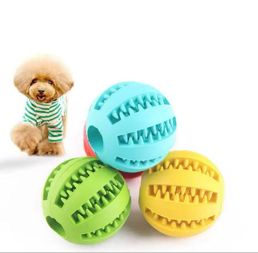 Rubber ball toy with the possibility of placing treats inside it